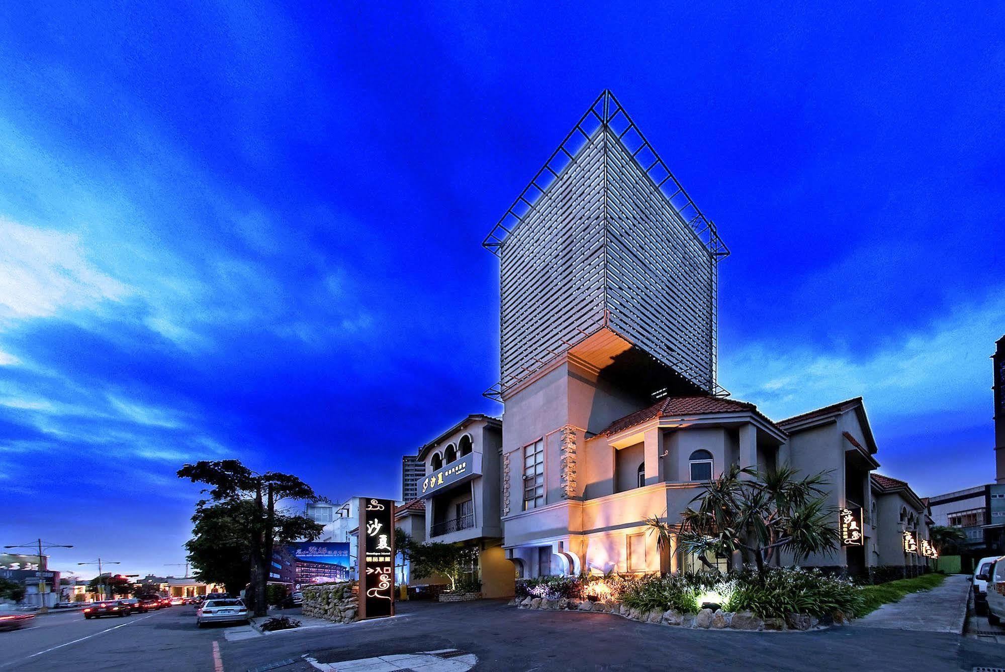 Sasha Motel Taichung Bagian luar foto