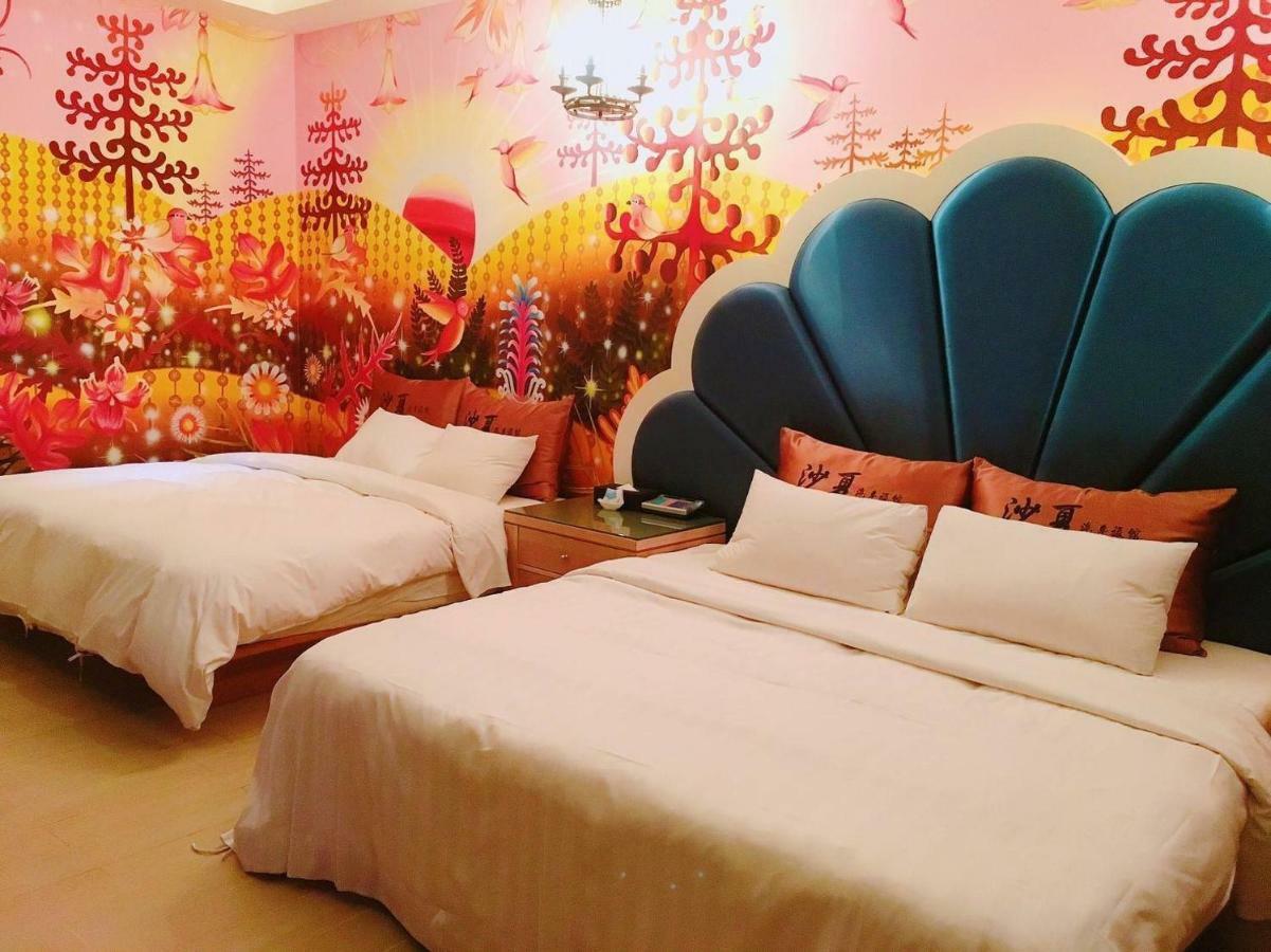 Sasha Motel Taichung Bagian luar foto